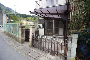 小山中島町貸家の物件外観写真